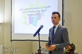 Ta gra opłaca się obu stronom