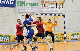 Pierwsza porażka Meblarzy (piłka ręczna)
