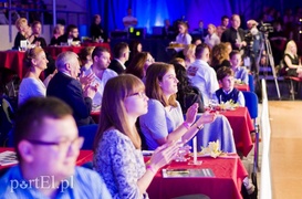 „Tańczące diamenty” oprawione w srebro