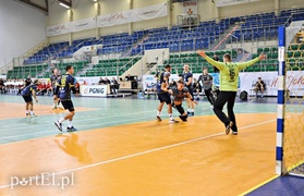 Wysokie zwycięstwo Meblarzy (piłka ręczna)