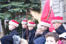 Maszerują, bo pamiętają o zmarłych Maszerują, bo pamiętają o zmarłych