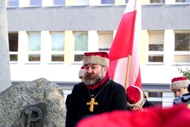 Maszerują, bo pamiętają o zmarłych