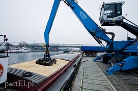 Pierwsza taka barka w porcie