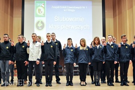 Zawodowo ślubowali