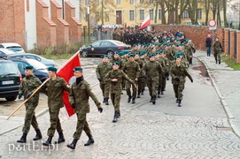 Podchorążowie wyszli na ulice Elbląga