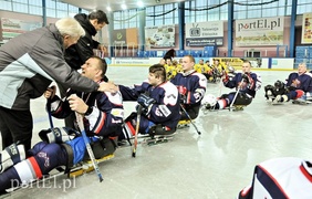 Hokej na siedząco, ale emocje sięgały sufitu