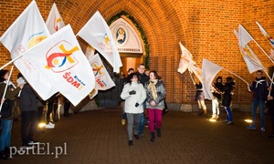 Zbiorowe ściskanie pod katedrą