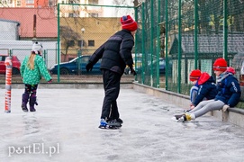 Na Zawadzie ruszyło lodowisko