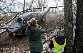 Na drodze nudno, ale jest off-road!