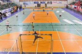 Zwycięski pucharowy debiut Startu