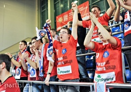 Zwycięski pucharowy debiut Startu