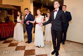 Pijarzy zatańczyli poloneza