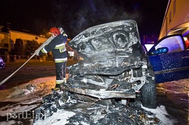 Na Sadowej zapalił się samochód