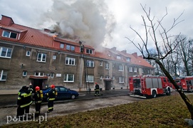 Pożar na Sadowej, mieszkańcy ewakuowani