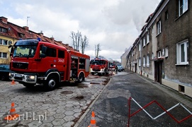 Pożar na Sadowej, mieszkańcy ewakuowani