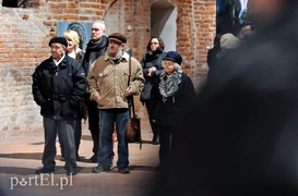 Kobieta na pierwszym planie