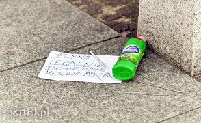 Wieszakiem w aborcję