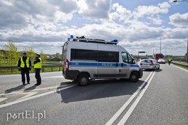 Wypadek na węźle Wschód. Czołówka z ciężarówką