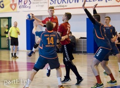 Meblarze rozczytali SMS (piłka ręczna)