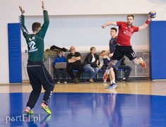 Meblarze rozczytali SMS (piłka ręczna)