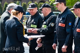 Dla strażaków awanse, dla komendanta emerytura