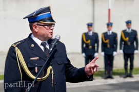Dla strażaków awanse, dla komendanta emerytura