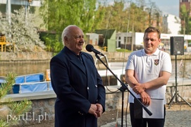 Stopy wody pod kilem