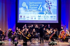 Niech brzmią gitary struny...