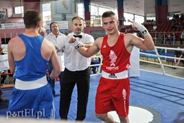 Dobry boks na lodowisku