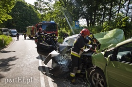 Tragedia na drodze w Nadbrzeżu, kierowca zmarł w szpitalu  (aktualizacja)