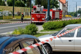 Pirotechnicy sprawdzają sygnały o bombach, urząd gminy ewakuowany