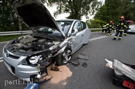 Droga nr 22 była zablokowana. Wypadek w Karczowiskach Górnych