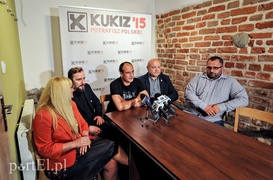 Kukiz idzie w teren