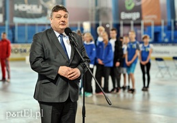 Strzelają, biegają i pływają