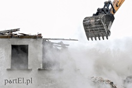 Kolejny budynek znika z miasta