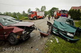 Czołówka dwóch passatów