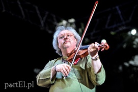 Cygański koncert w deszczu