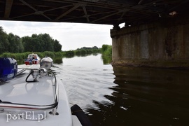 Nuda, nic się nie dzieje. I dobrze
