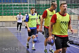 Meblarze wznowili treningi