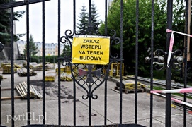 Kościół w kolorze perłowym