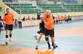 Wysoka wygrana Meblarzy (piłka ręczna)