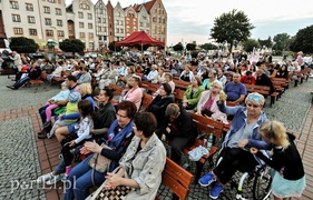 Kaja z Księżycową Statuetką