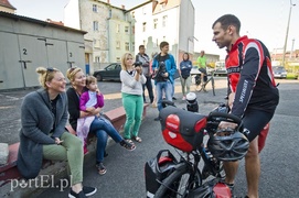 Pali się do pomocy