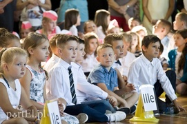 Pierwszy dzwonek z nadziejami i obawami