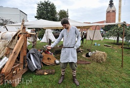 Historia opowieścią się toczy