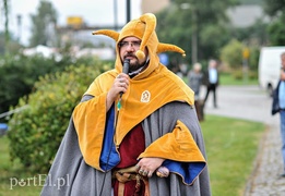 Historia opowieścią się toczy