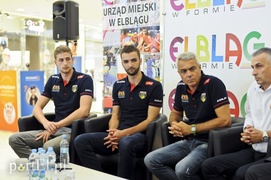 Siatkarskie autografy poszły w ruch