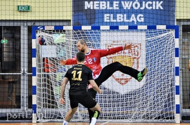 Wicemistrzowie pokonali Wójcika (piłka ręczna)