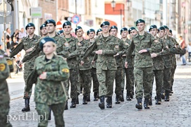 Żołnierze opanowali starówkę