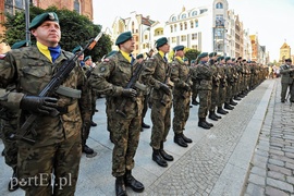Żołnierze opanowali starówkę